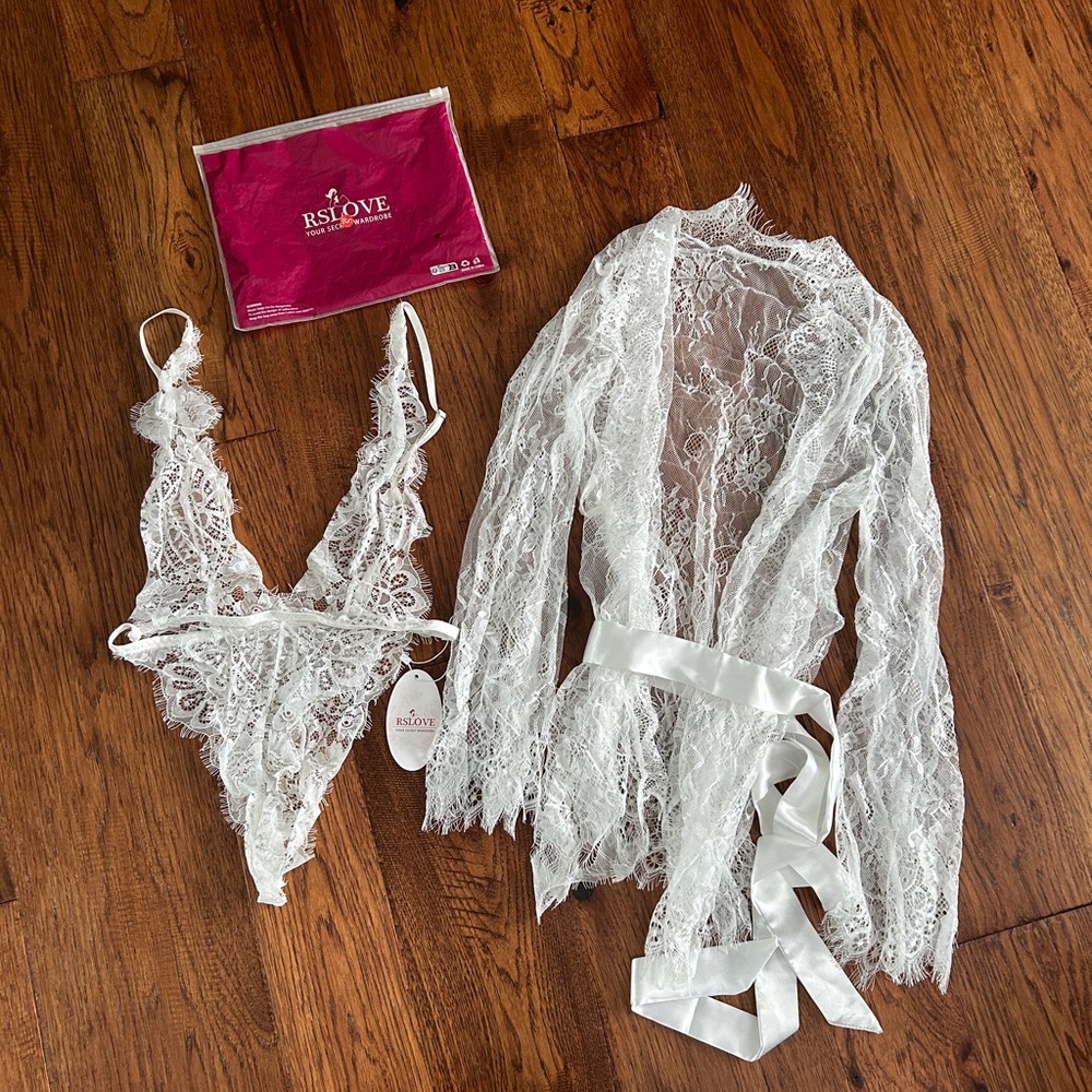 NWT White Bridal Lingerie and Robe - Lace Set - Wedding Gifts Bridal Shower